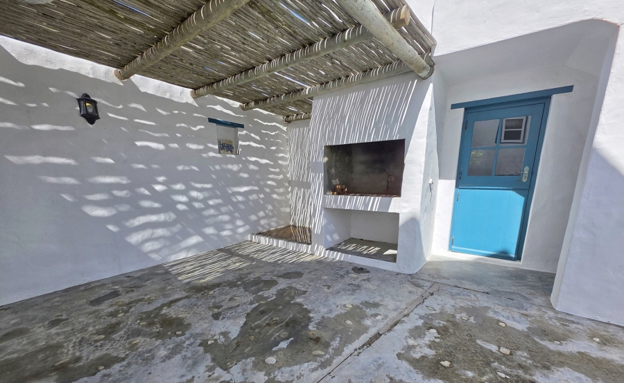 5 Bedroom Property for Sale in Struisbaai Western Cape